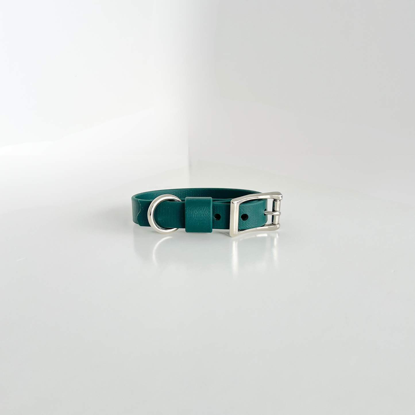 SS - Forest Green Collar
