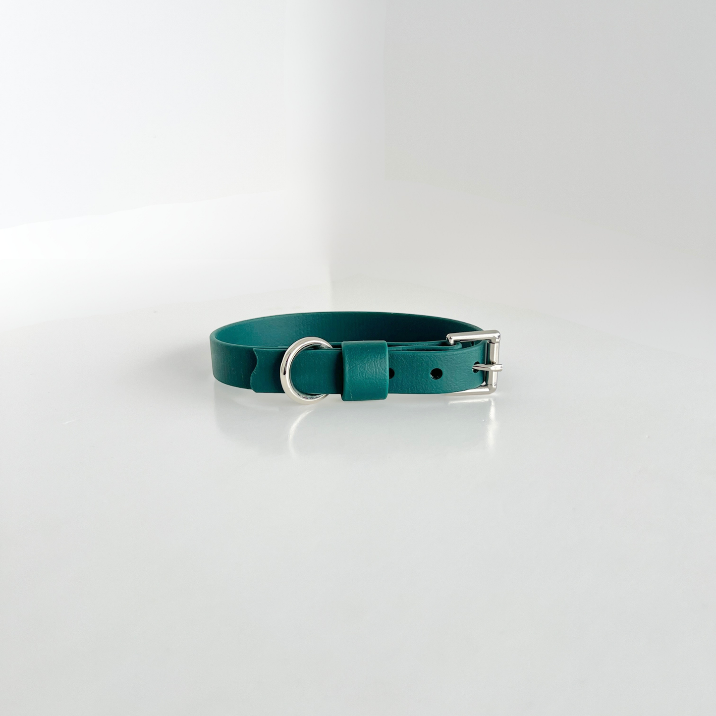SS - Forest Green Collar